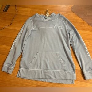 Vineyard Vines Blue light weight hoodie